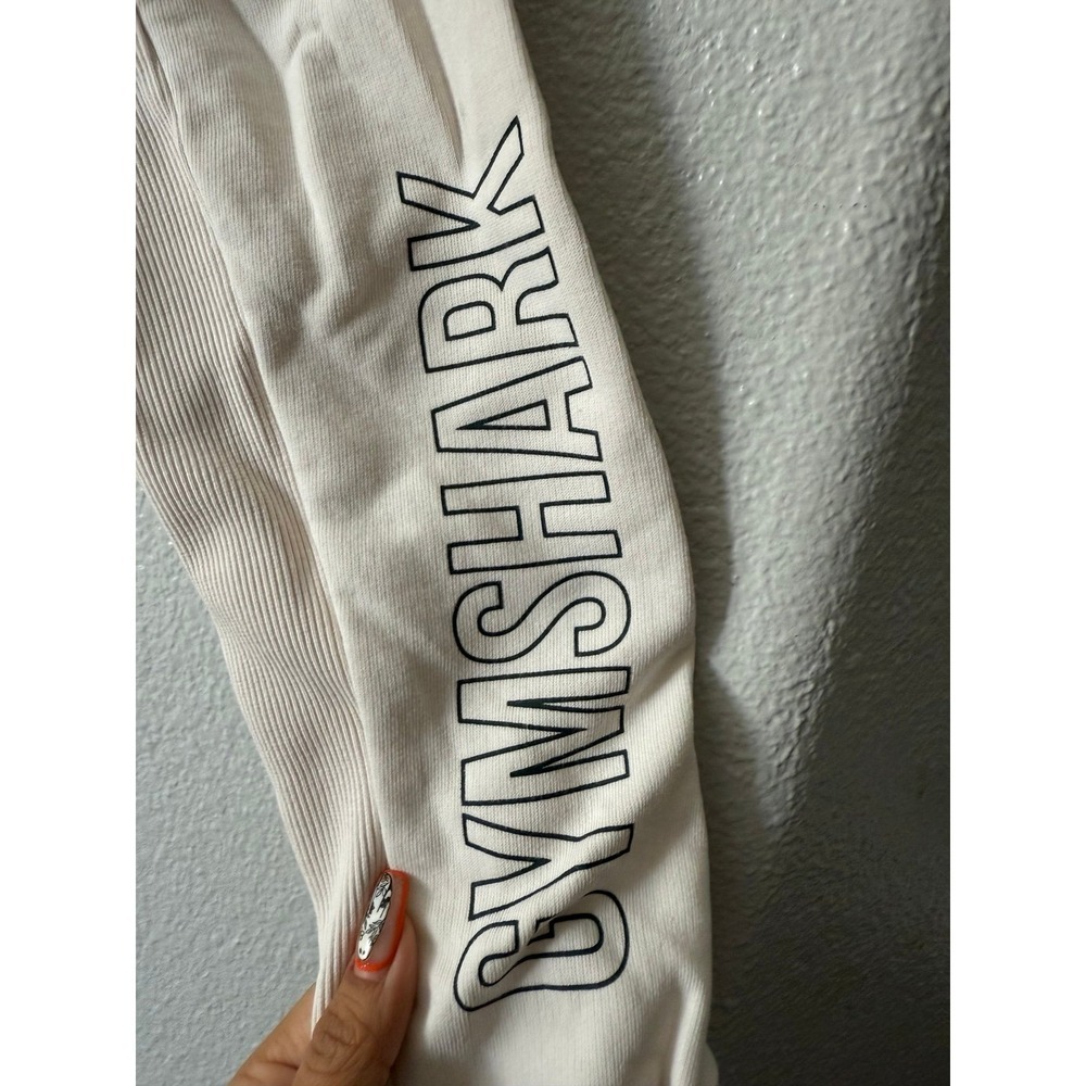 Gymshark cropped hoodie size medium sportswear sweater - Picture 3 of 7